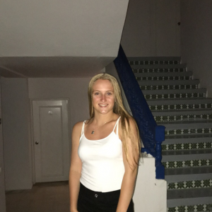 Sara Sainte-Geneviève-des-Bois